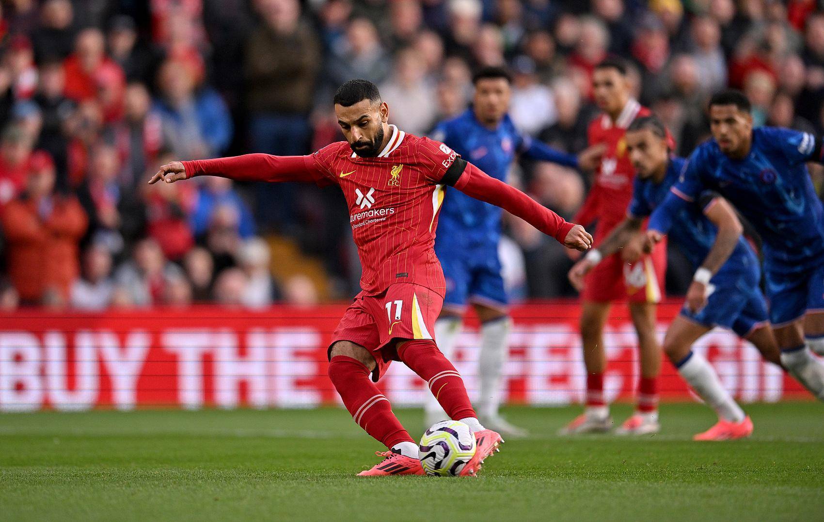 英超战术调整奏效，成功扭转局势